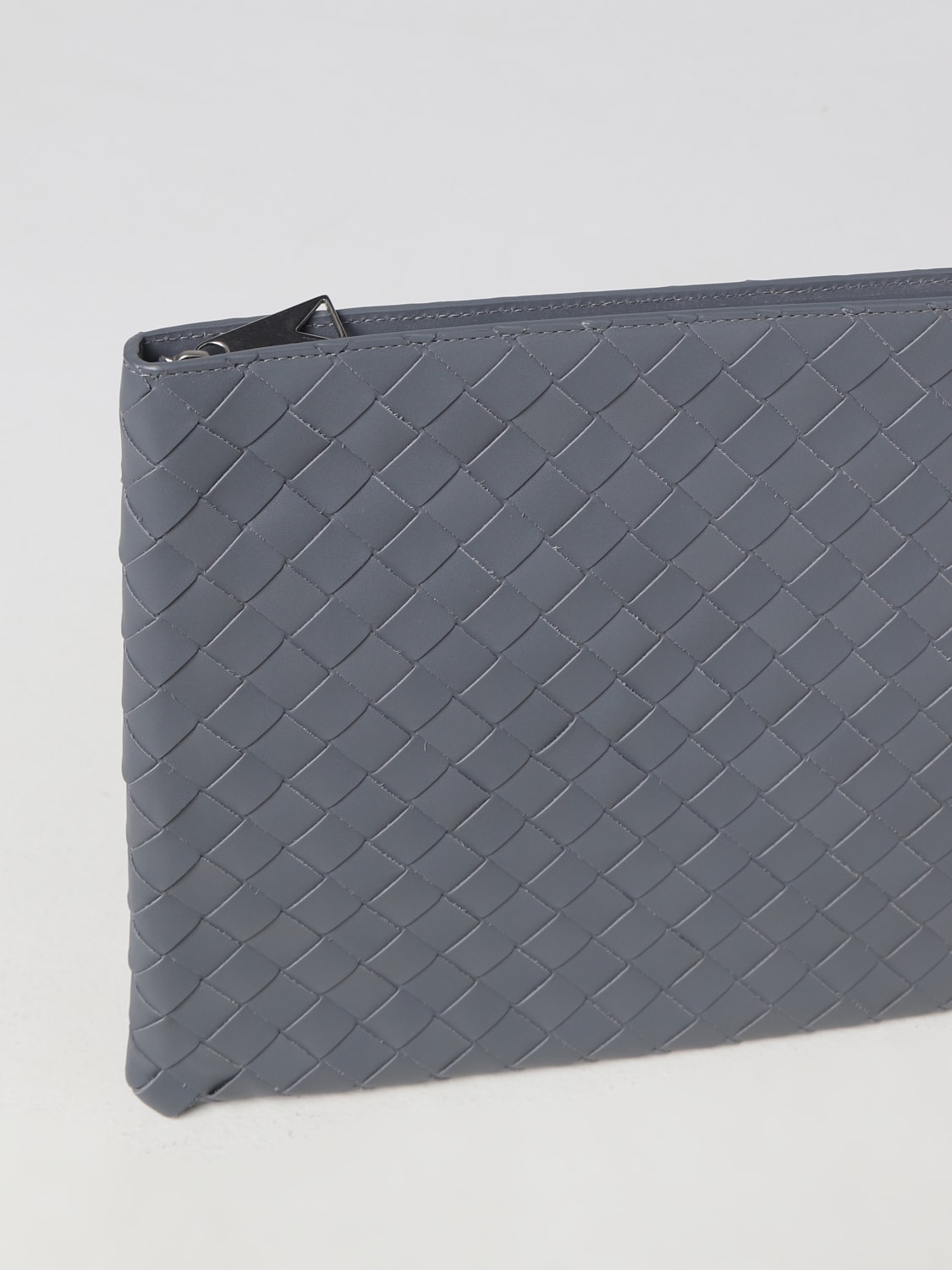 BOTTEGA VENETA BRIEFCASE: Bottega Veneta woven leather document holder, Grey - Img 3