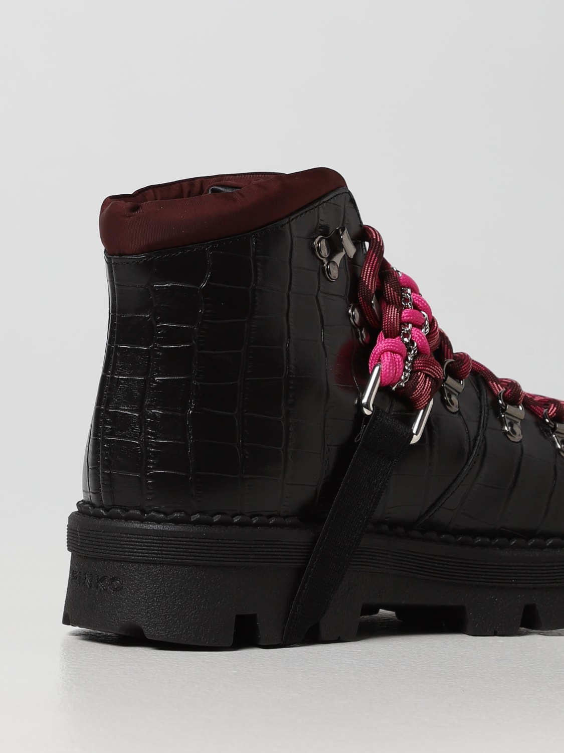 ショートブーツ・ブーティ PINKO Woman Flat ankle boots Dark 1H2134A07K L45 PINKO: Shoes women - Black | Pinko flat ankle boots