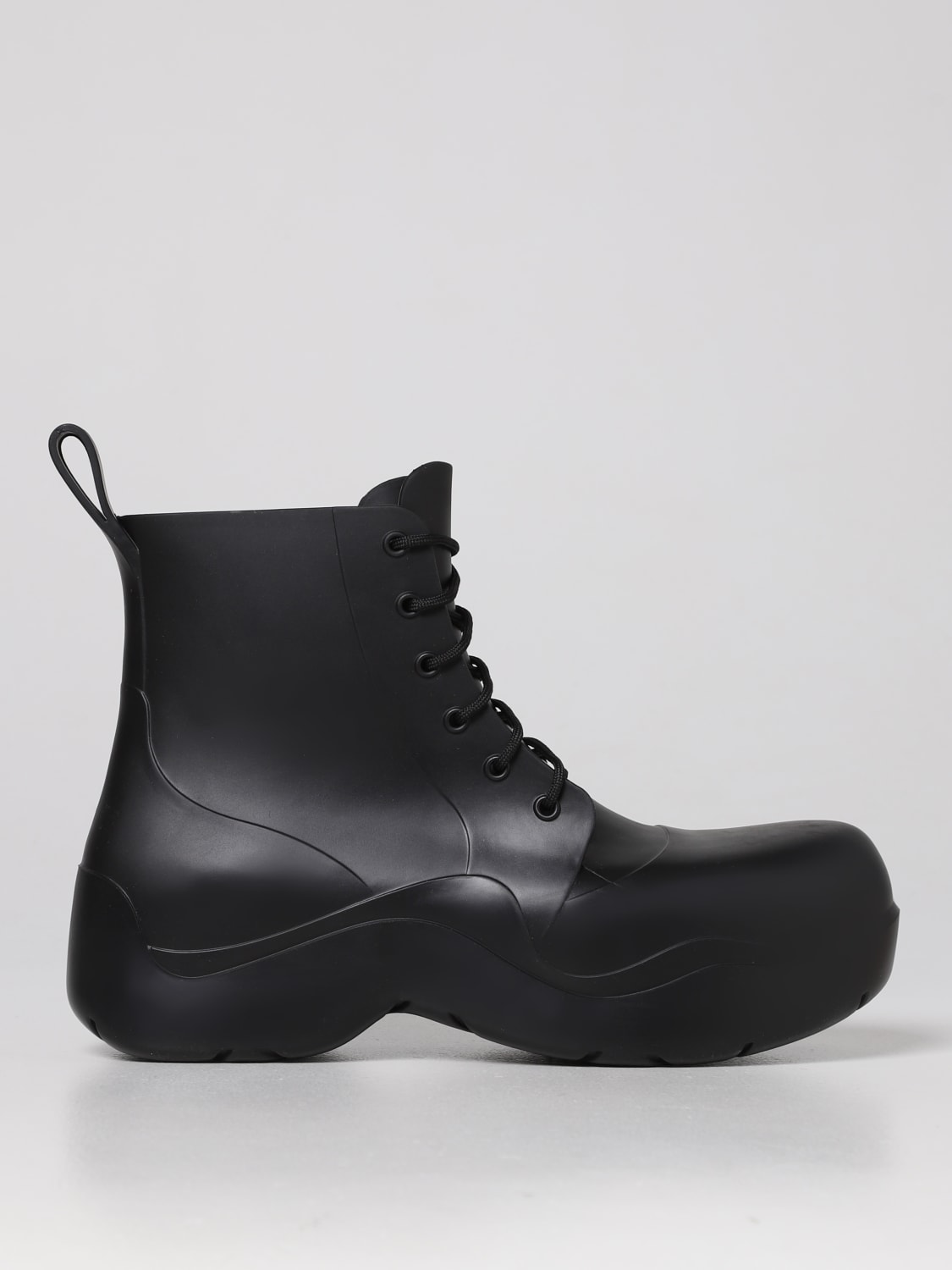 BOTTEGA VENETA BOOTS: Bottega Veneta Puddle rubber boots, Black - Img 1