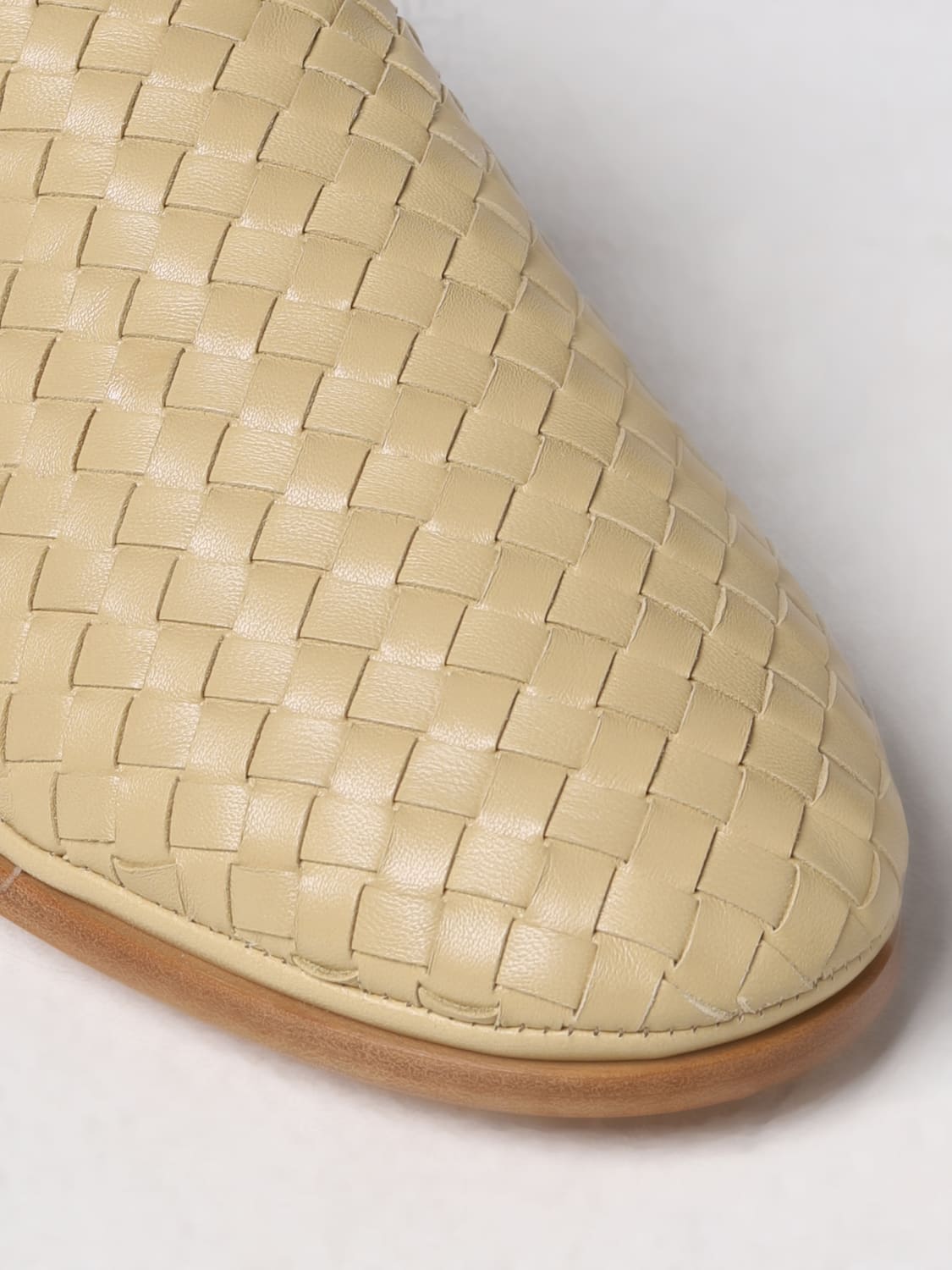 BOTTEGA VENETA LOAFERS: Bottega Veneta leather moccasin, Beige - Img 4