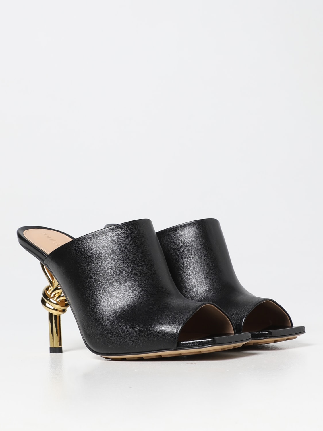 BOTTEGA VENETA HEELED SANDALS: Knot Bottega Veneta mules in leather, Black - Img 2