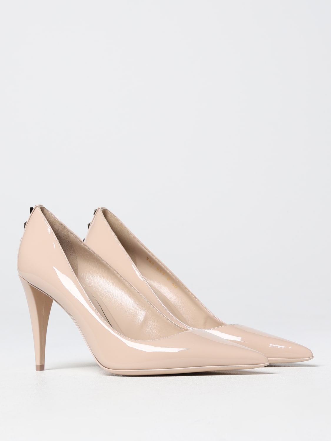 VALENTINO GARAVANI PUMPS: Valentino Garavani Rockstud pumps in patent leather, Pink - Img 2