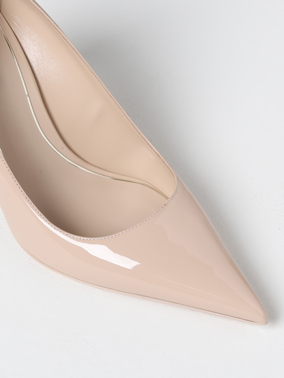 VALENTINO GARAVANI PUMPS: Valentino Garavani Rockstud pumps in patent leather, Pink - Img 4