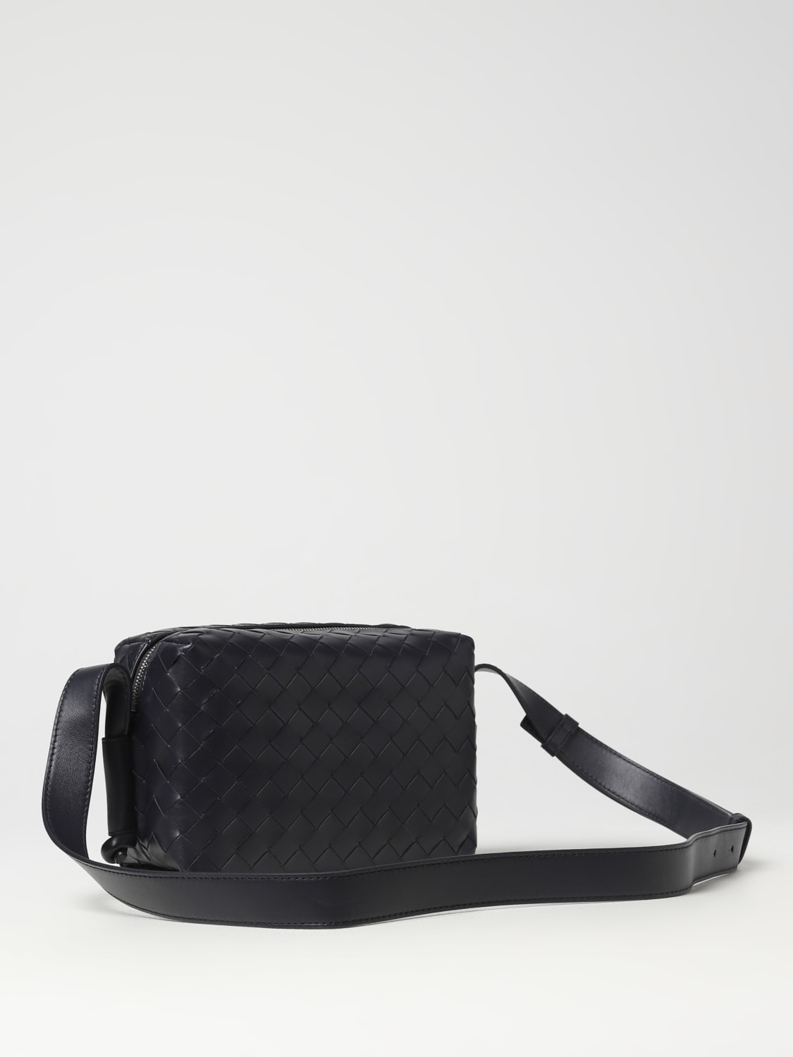 BOTTEGA VENETA SHOULDER BAG: Bottega Veneta Loop bag in woven leather, Blue - Img 2