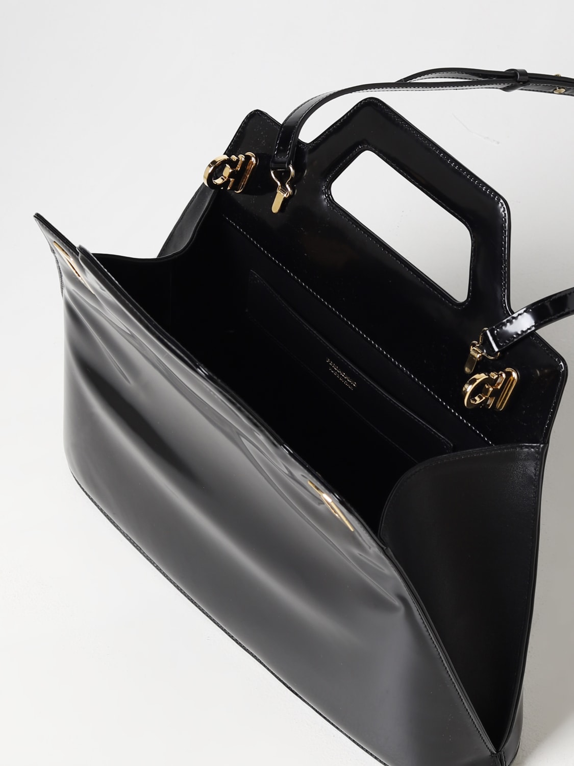 FERRAGAMO BORSA A MANO: Borsa Wanda Ferragamo in pelle spazzolata, Nero - Img 4