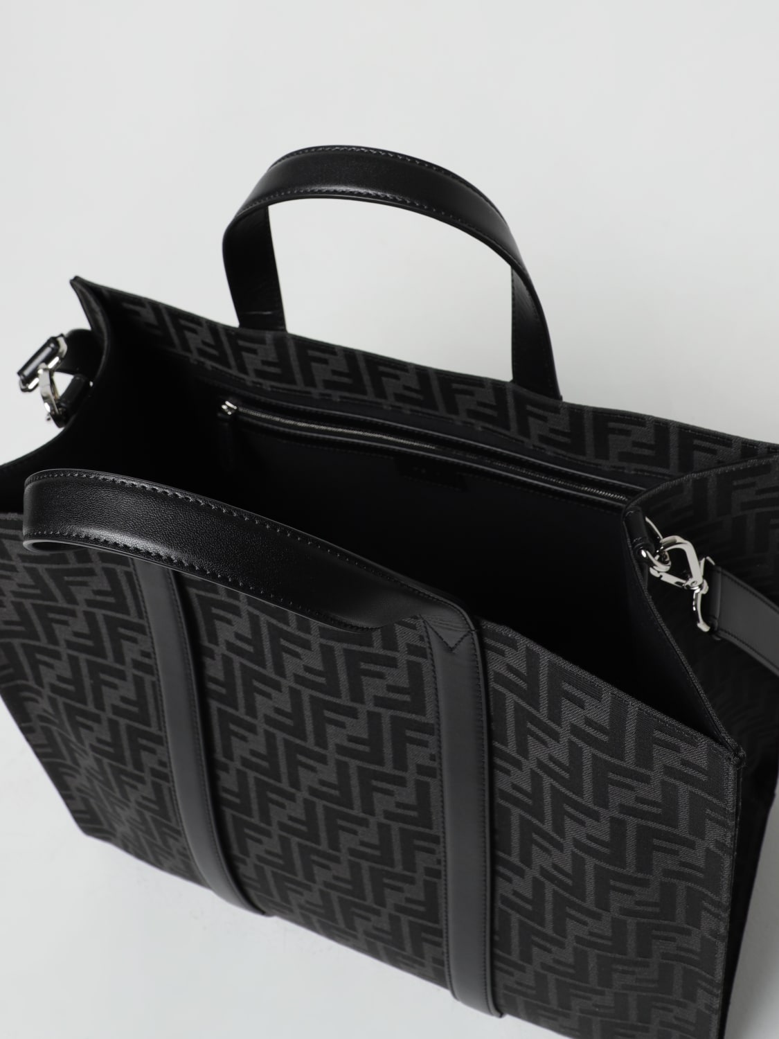 FENDI BORSA A TRACOLLA: Borsa Shopper Fendi in tessuto con monogram FF jacquard, Grigio - Img 4