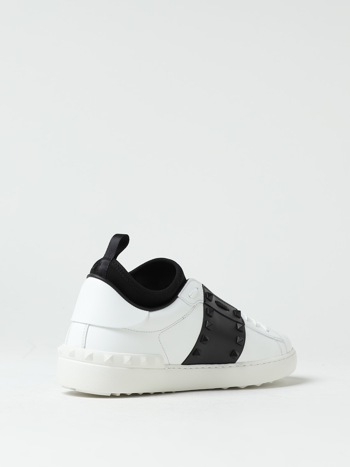 VALENTINO GARAVANI SNEAKERS: Sneakers Rockstud Valentino Garavani in pelle con borchie, Nero - Img 3