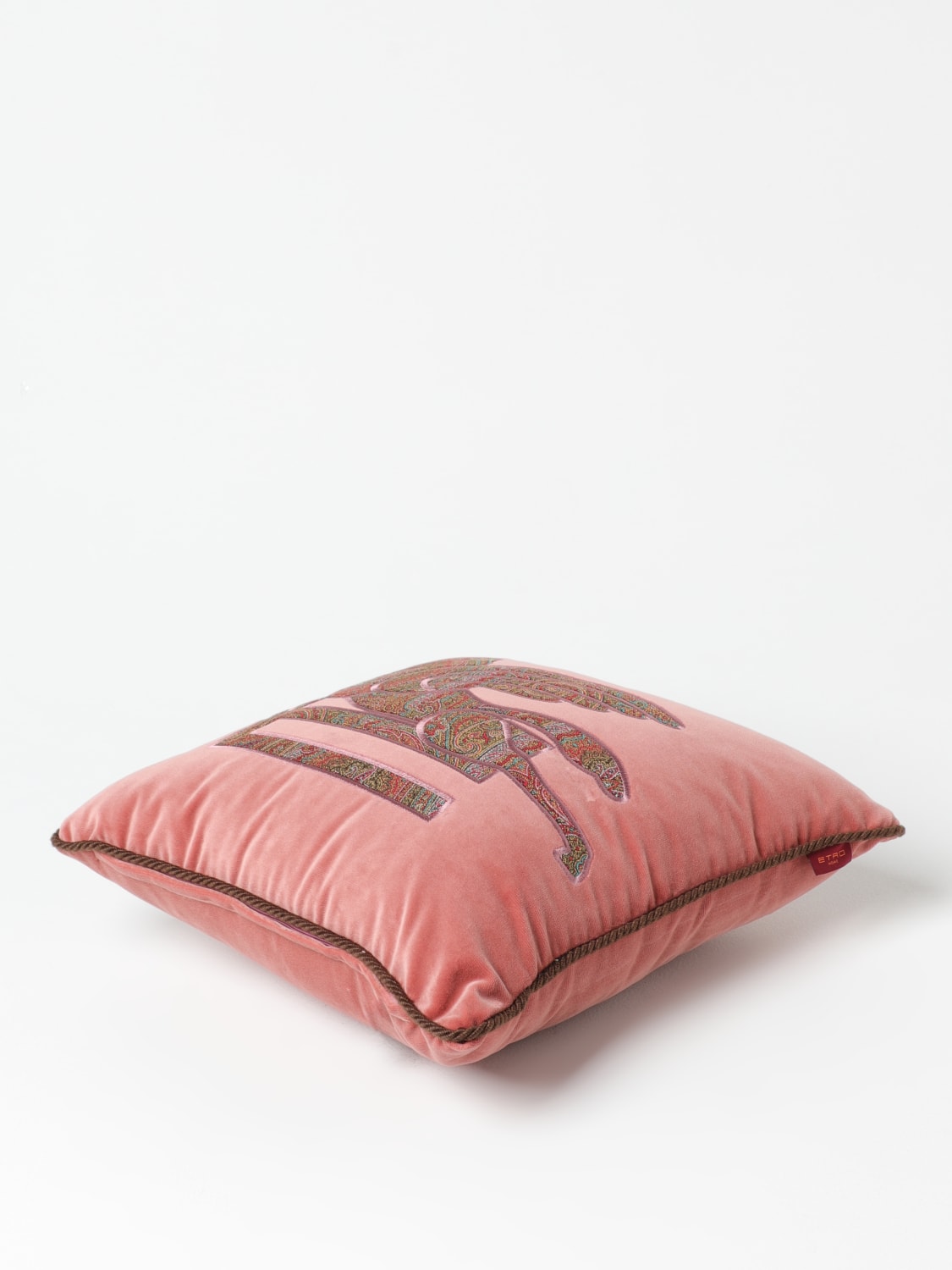 ETRO HOME: пОДУШКА Товары для дома - Розовый | Etro Home Cushions 41B769255  на сайте GIGLIO.COM