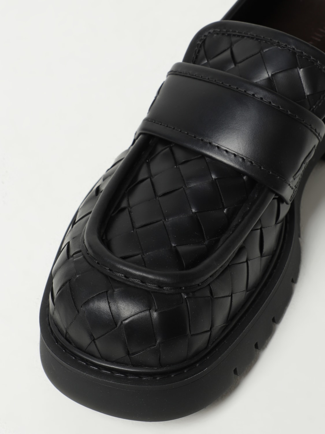 BOTTEGA VENETA LOAFERS: Bottega Veneta mocassins in woven leather, Black - Img 4