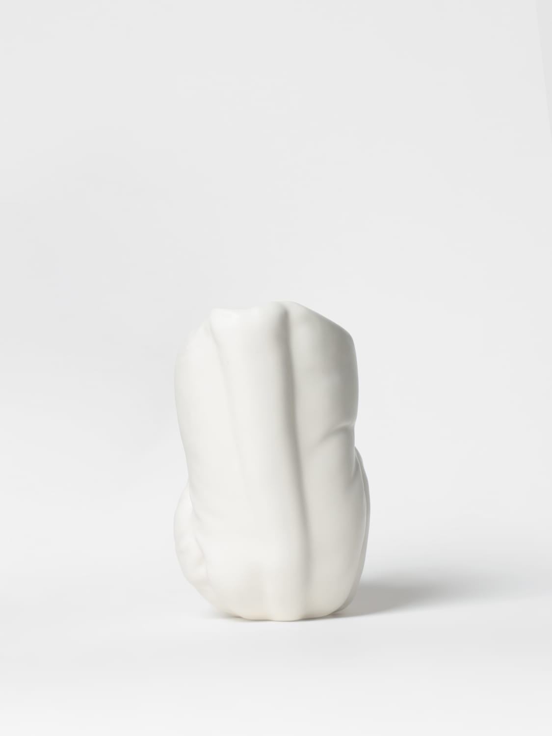 COMPLETEDWORKS BOTTLES AND PITCHERS: Bottles and pitchers lifestyle Completedworks, White - Img 2