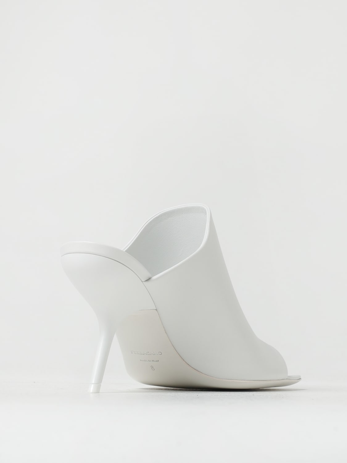 FERRAGAMO HEELED SANDALS: Ferragamo Nappa leather mules, White - Img 3