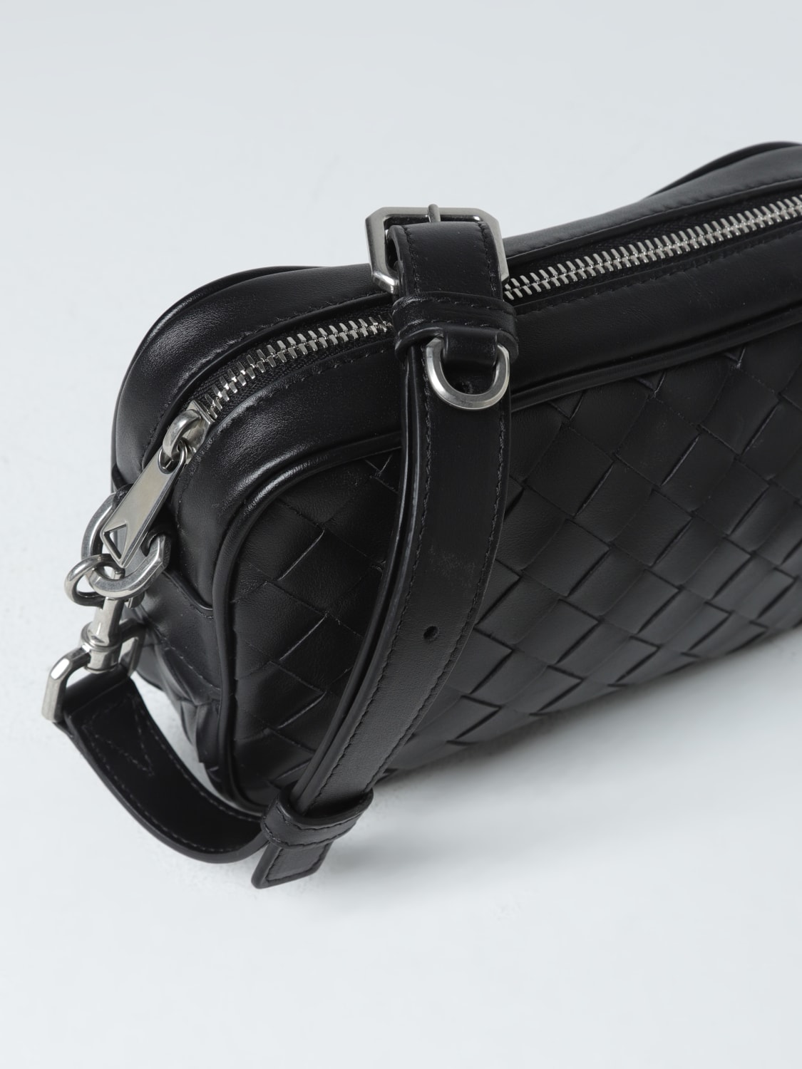 BOTTEGA VENETA SHOULDER BAG: Bottega Veneta bag in woven leather, Black - Img 3