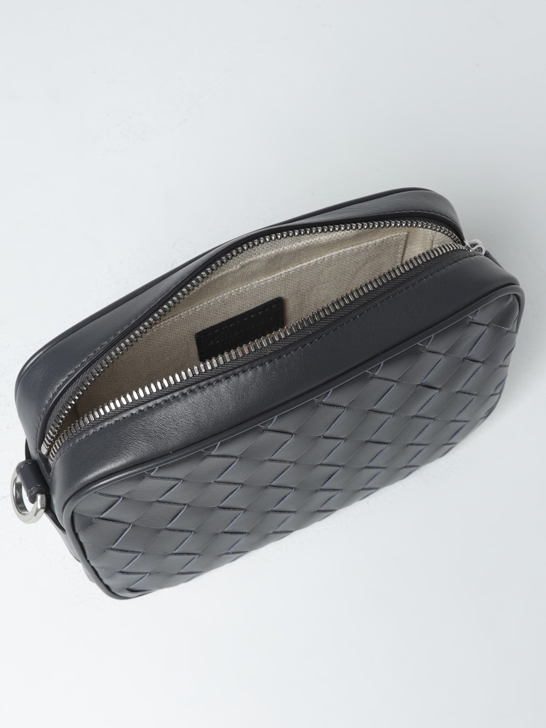 BOTTEGA VENETA: bag in woven leather - Grey | Bottega Veneta