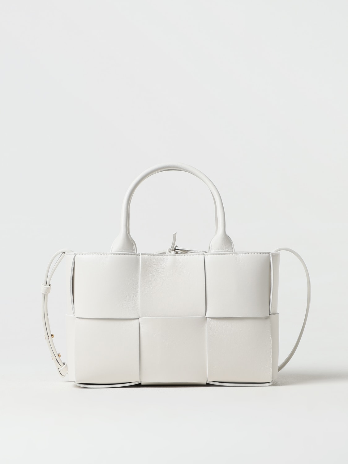 BOTTEGA VENETA HANDBAG: Bottega Veneta Arco bag in woven nappa, White - Img 1