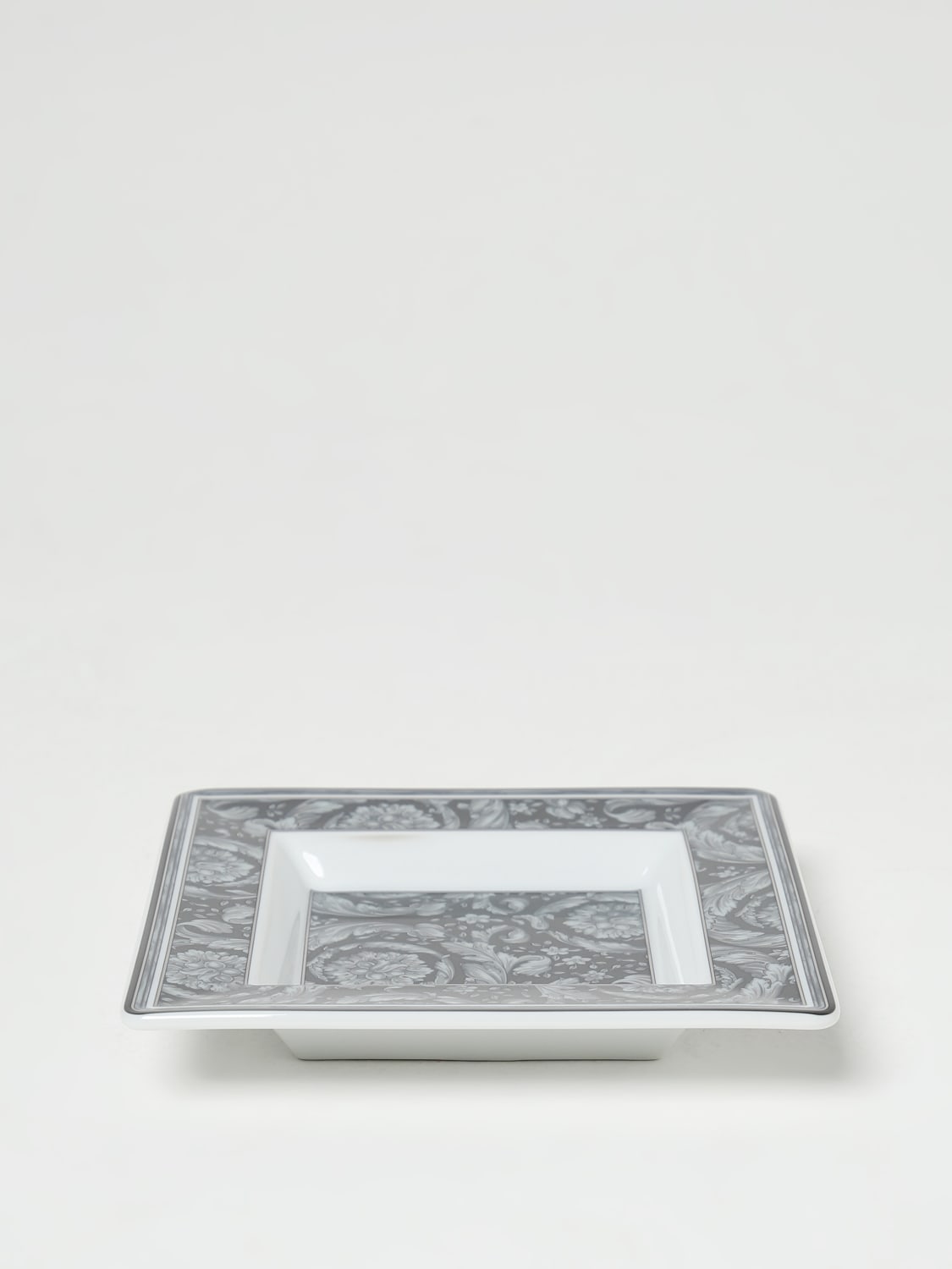 VERSACE HOME DESK ACCESSORIES: Desk accessories lifestyle Versace Home, ブラック - Img 2