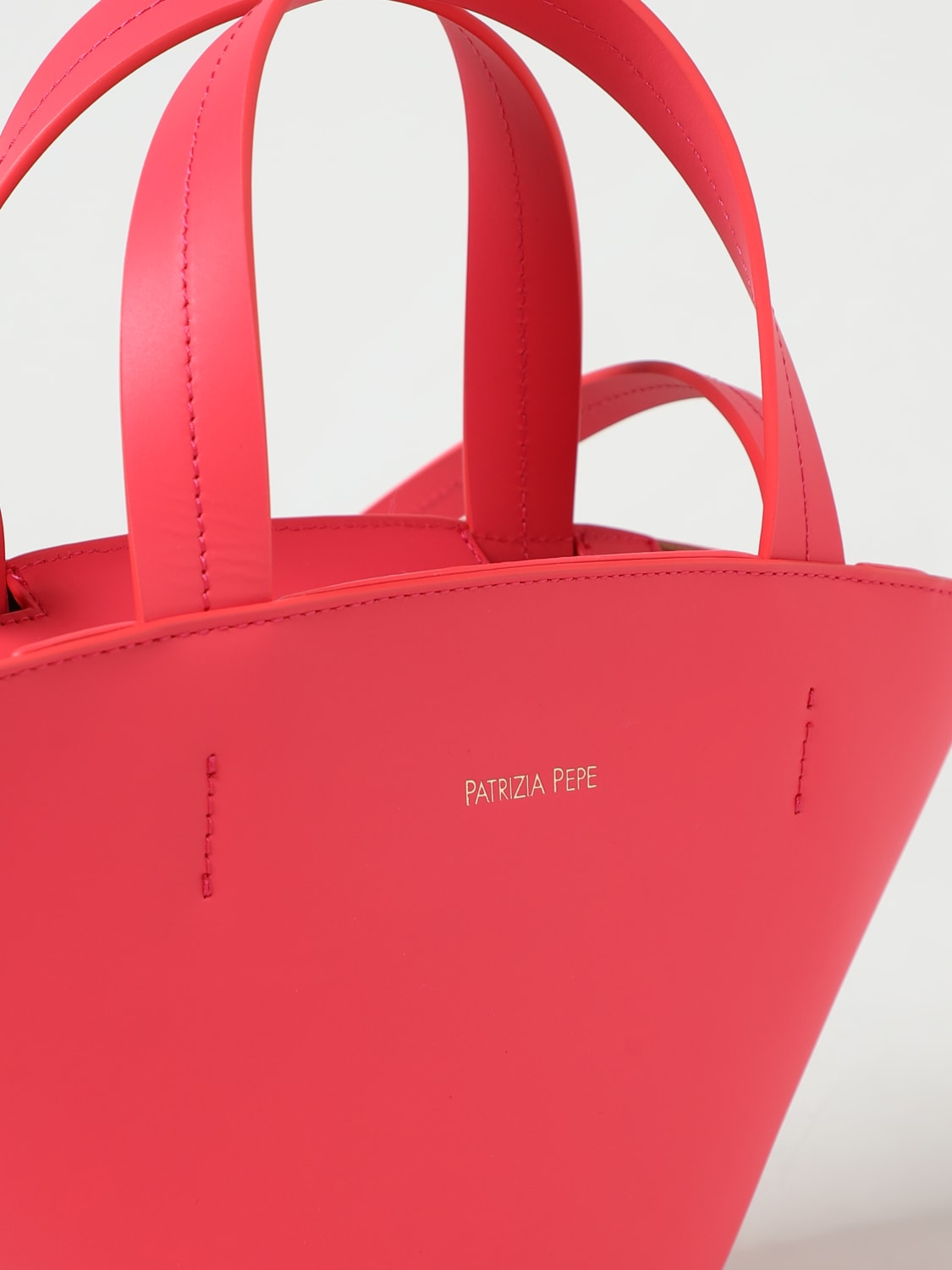 PATRIZIA PEPE: Shoulder bag woman - Fuchsia | Patrizia Pepe shoulder ...