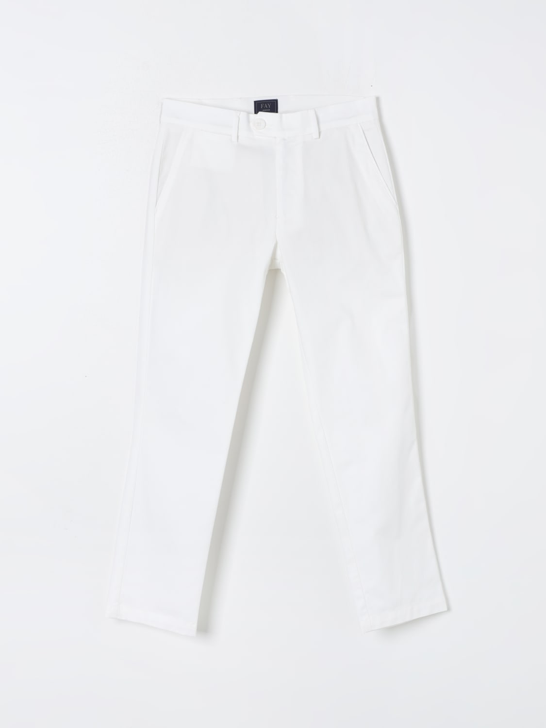 White pants juniors top
