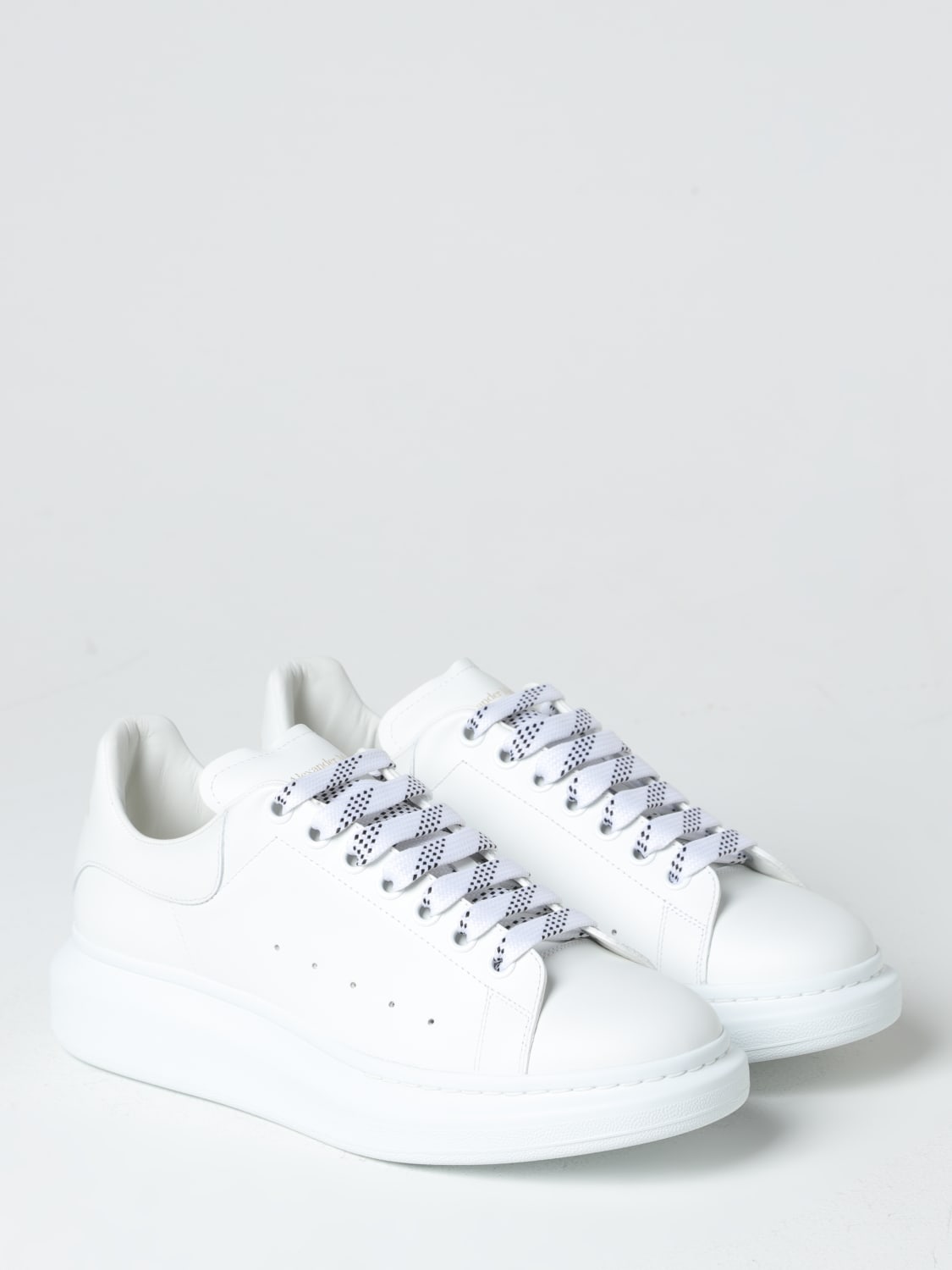 スニーカー ALEXANDER MCQUEEN Men Sneakers 553680WHGP79676 White Men's Oversized Sneaker in White | Alexander McQueen US