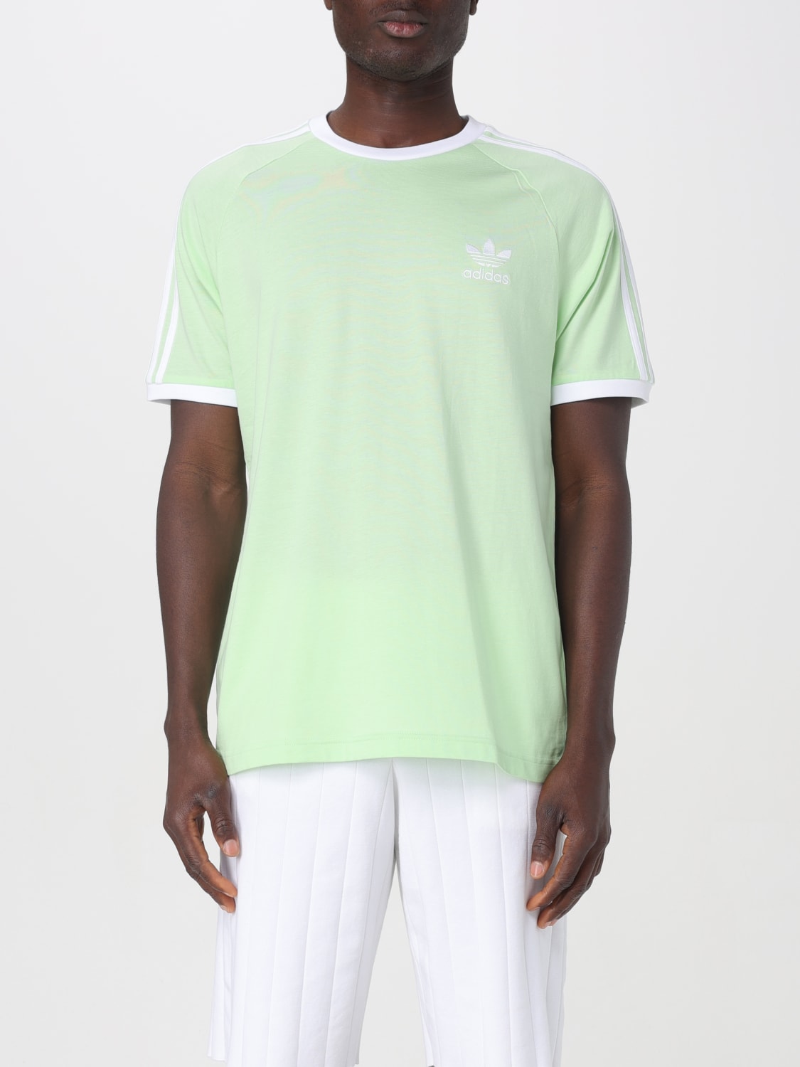 Adidas outlet t shop