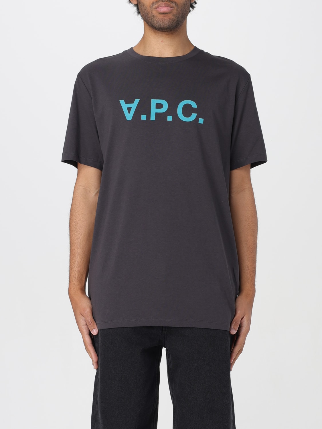 A.P.C.: T-shirt men - Grey | A.P.C. t-shirt COBQXH26943 online at ...