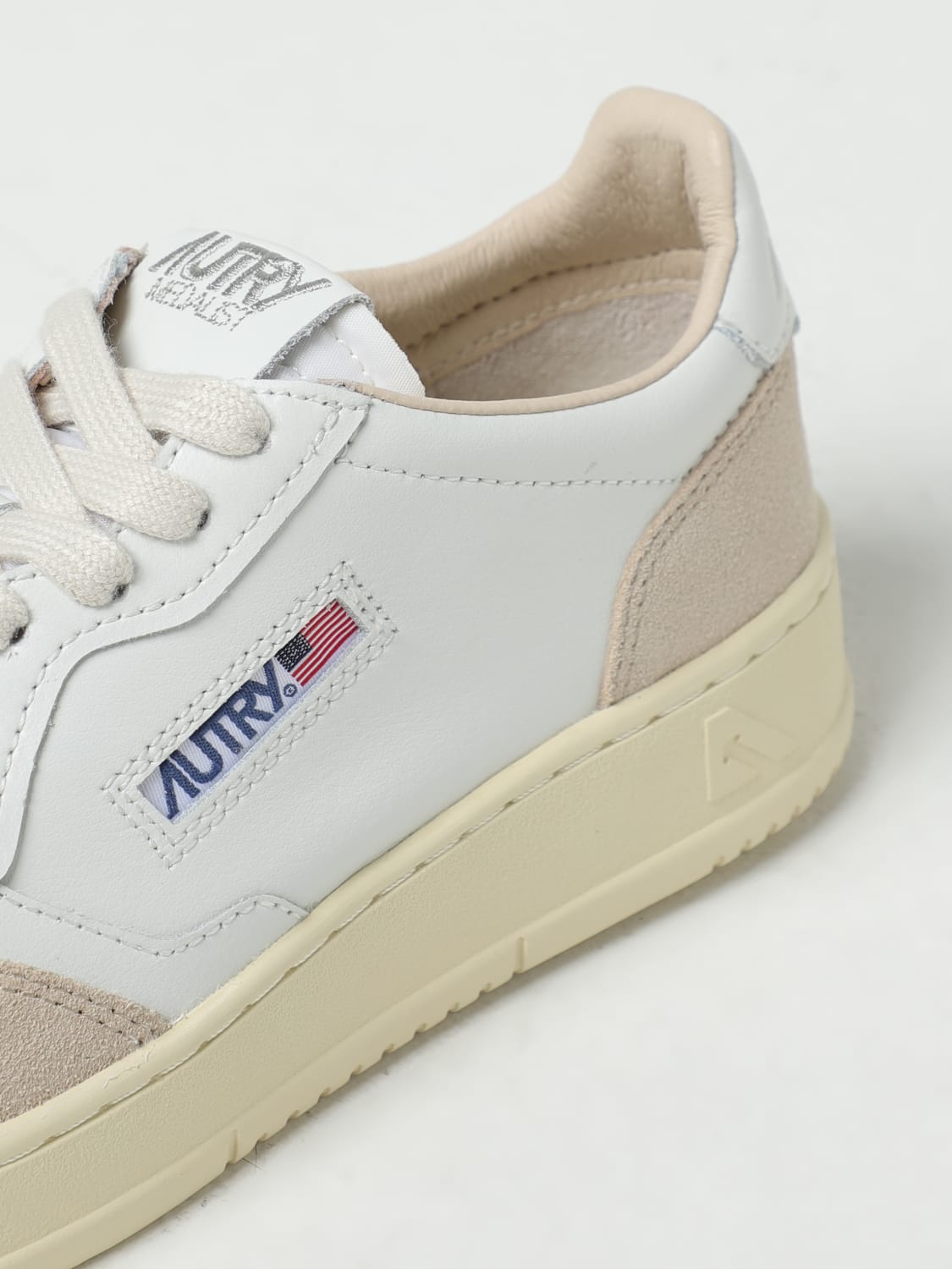 AUTRY AULWLS33WHITE 関税送料込 AUTRY: Sneakers woman - White | Autry sneakers AULWLS33