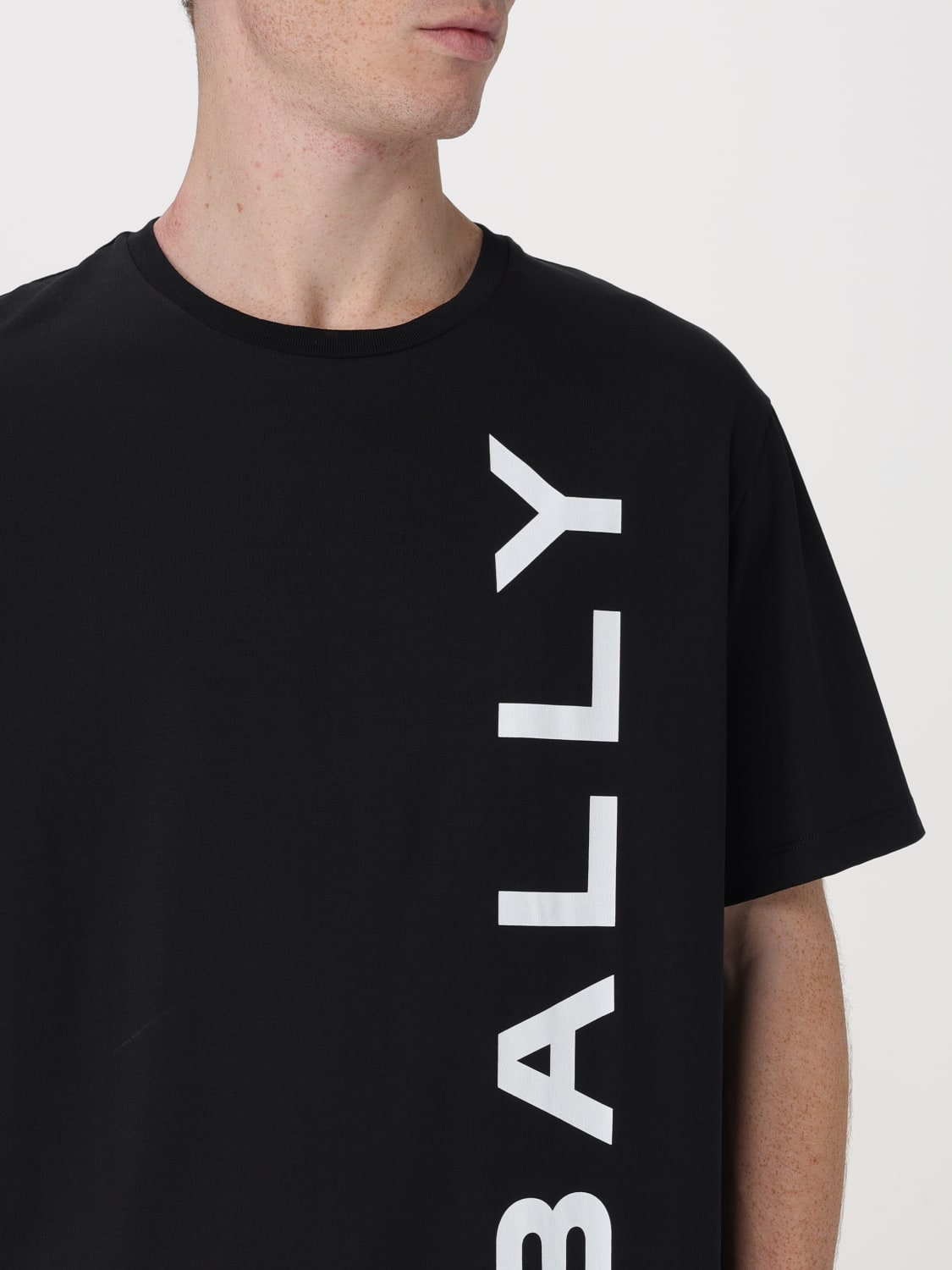 Bally ロコフリントクルネックTシャツ MJE05CCO018 U001 BALLY: T-shirt men - Black | Bally t-shirt MJE05CCO018