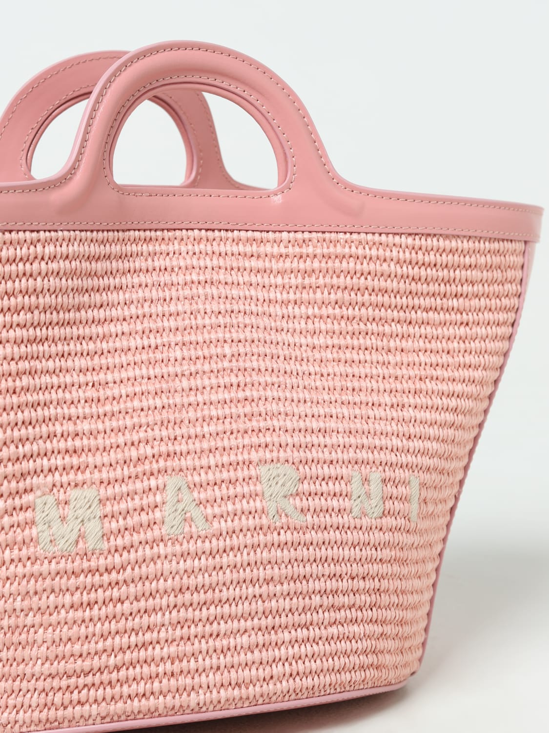ショルダーバッグ・ポシェット MARNI Woman Shoulder bag Pink SBMP0195U1P6948 ZO878 Light pink, white e grey leather Trunkaroo medium shoulder