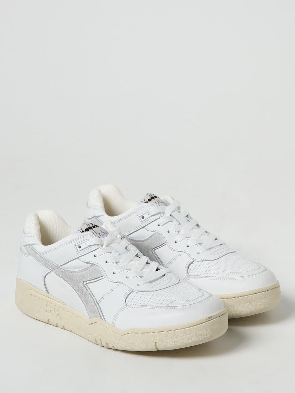 Diadora Heritage Outlet Sneakers B.560 in pelle used e mesh Bianco 1 Sneakers Diadora Heritage 201180117 online su GIGLIO.COM