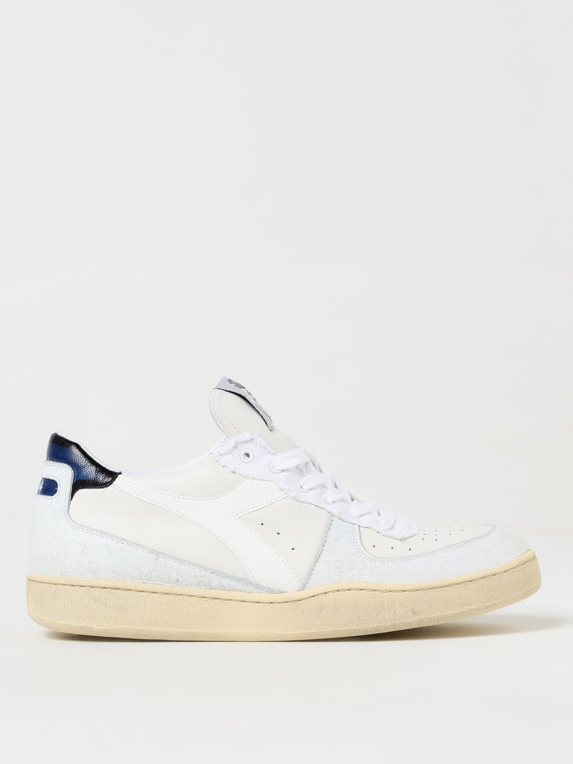 Diadora outlet store