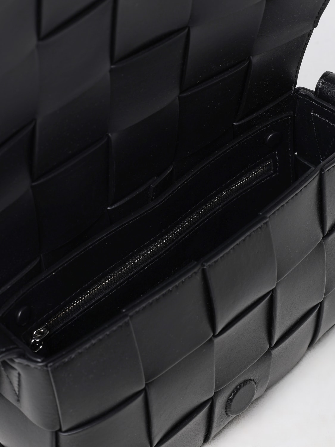 BOTTEGA VENETA BORSA: Borsa Cassette Bottega Veneta in pelle intrecciata, Nero - Img 5