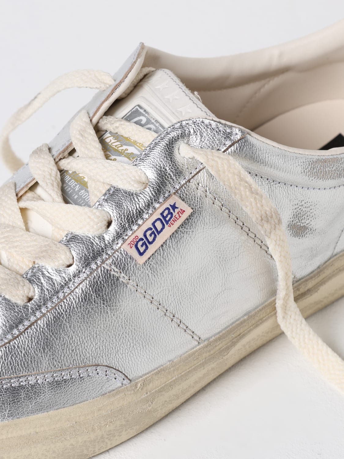 GOLDEN GOOSE SNEAKERS: Sneakers Soul Star Golden Goose in nappa laminata effetto used, Argento - Img 4