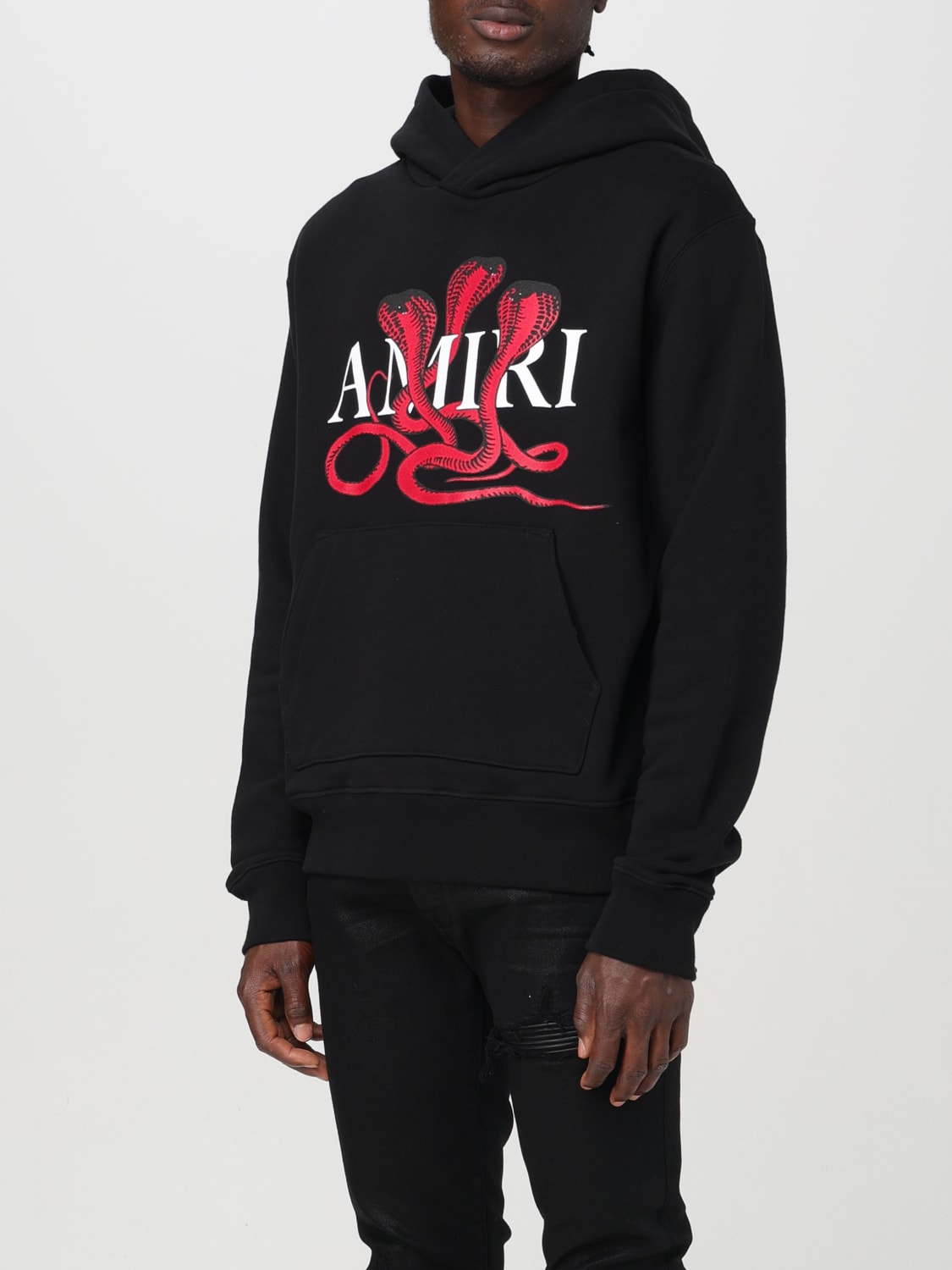 人気 amiri スウェット