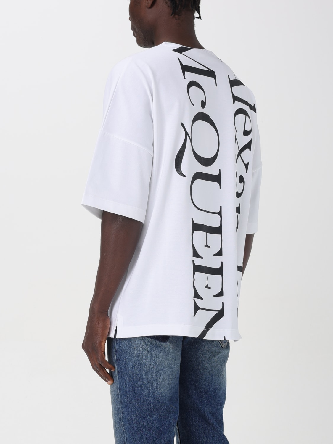 ALEXANDER MCQUEEN T-SHIRT: T-shirt oversize alexander mcqueen con logo, Bianco - Img 3