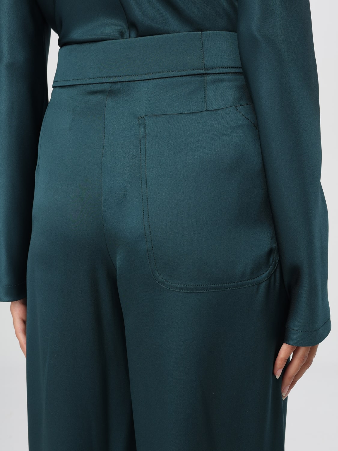 パンツ GIORGIO ARMANI Woman Pants Green GW000168TE10101 UB002 Giorgio Armani Outlet: Pants woman - Green | Giorgio Armani