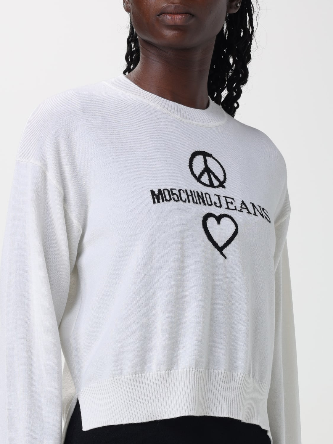 MOSCHINO JEANS MAGLIA: Maglia a girocollo con logo Moschino Jeans, Bianco - Img 3