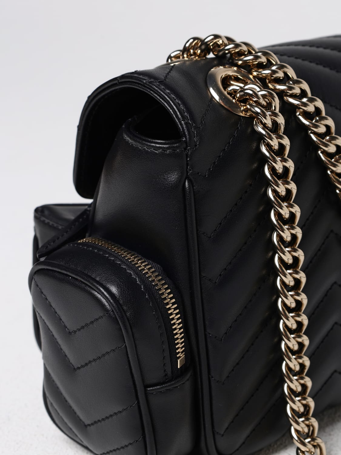 GUCCI BORSA A SPALLA: Borsa GG Marmont 2.0 Gucci in pelle trapuntata , Nero - Img 4