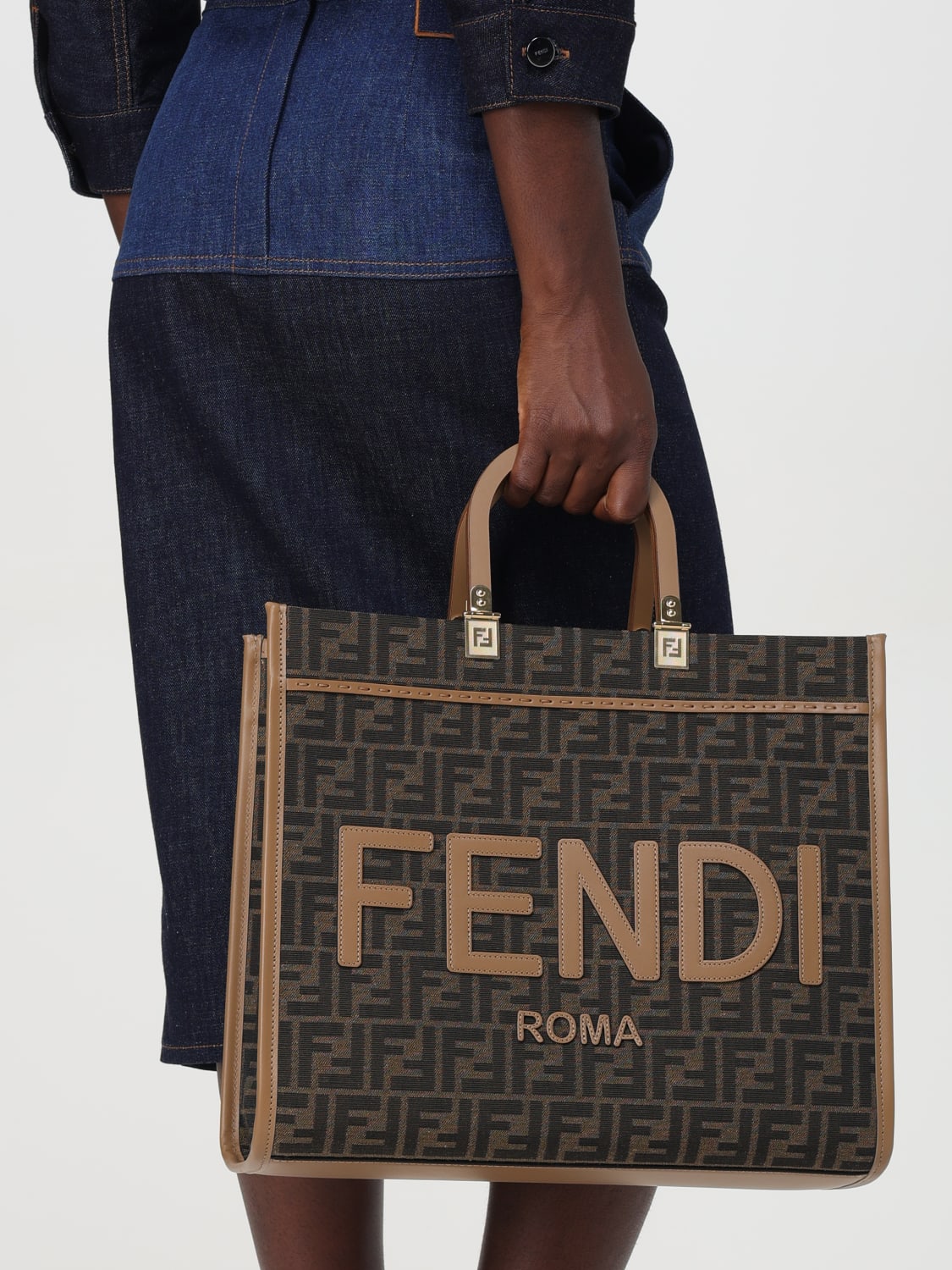 FENDI HANDBAG: Shoulder bag woman Fendi, Tobacco - Img 2