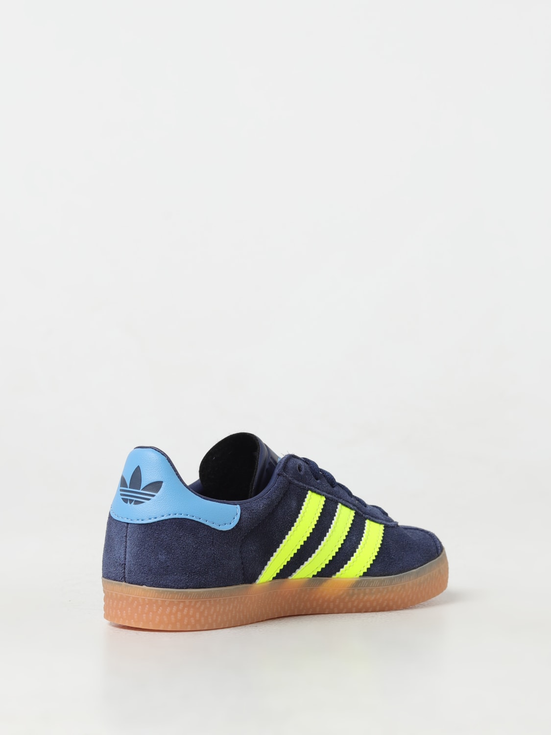 Adidas shoes para niños en español online