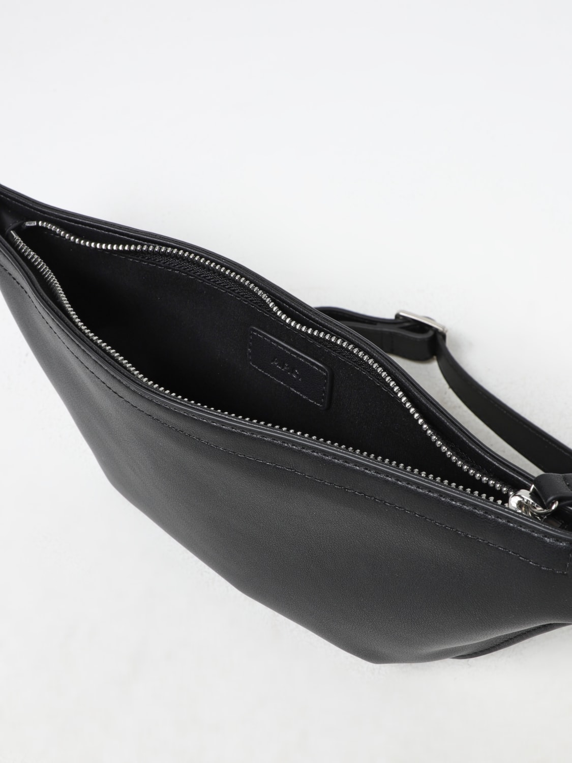 A.P.C. SACS BANANE: Sac homme A.P.C., Noir - Img 3