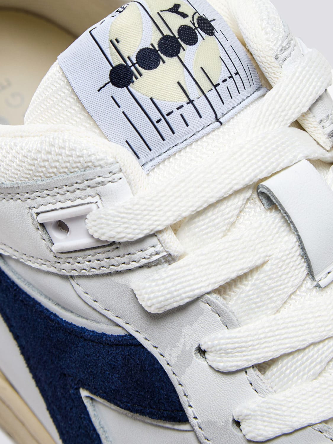DIADORA HERITAGE Sneakers herren Weiss 1 Diadora Heritage Sneakers 201180117 online auf GIGLIO.COM