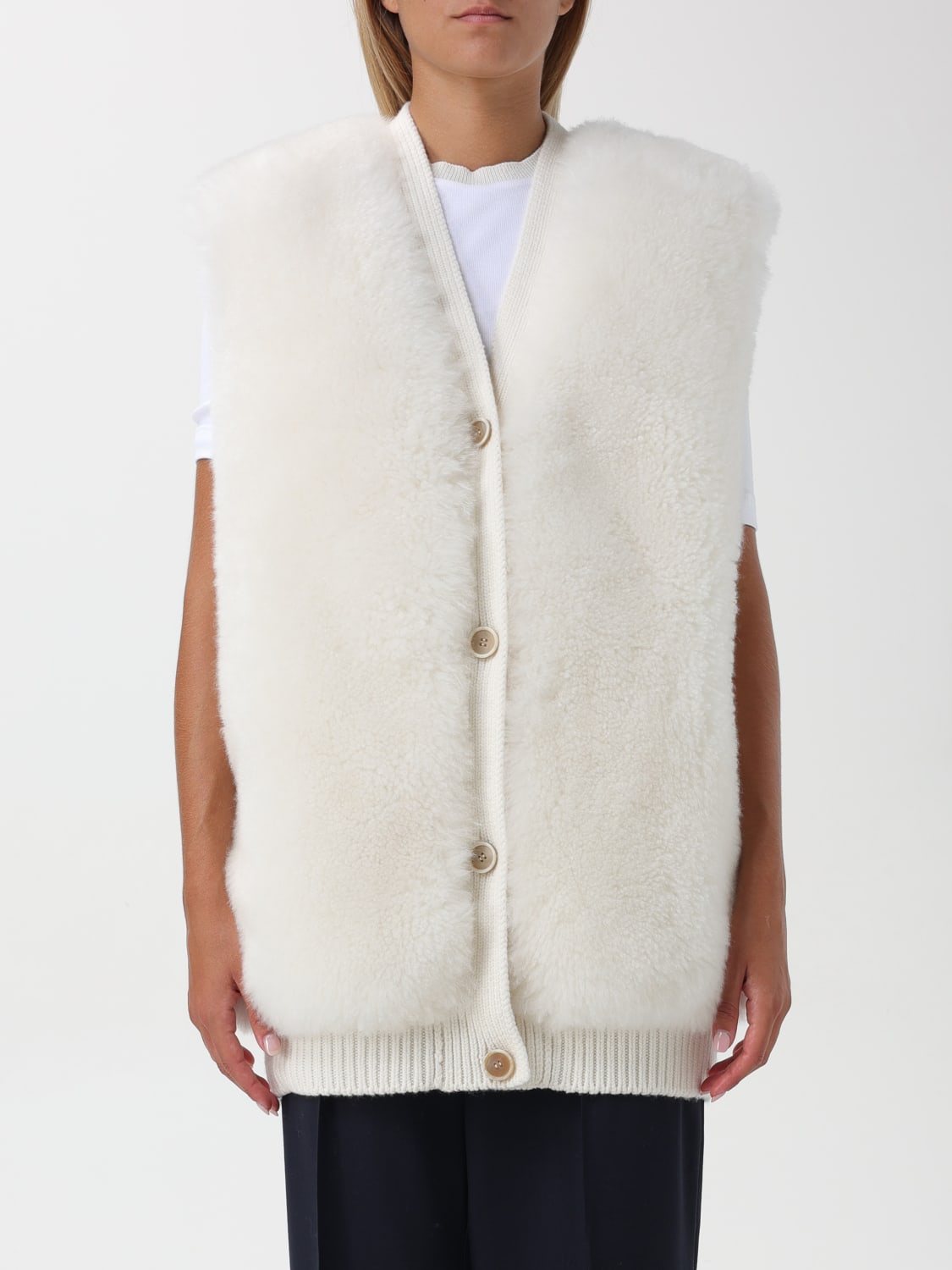 FABIANA FILIPPI WAISTCOAT: Fabiana Filippi fur vest, Beige - Img 1