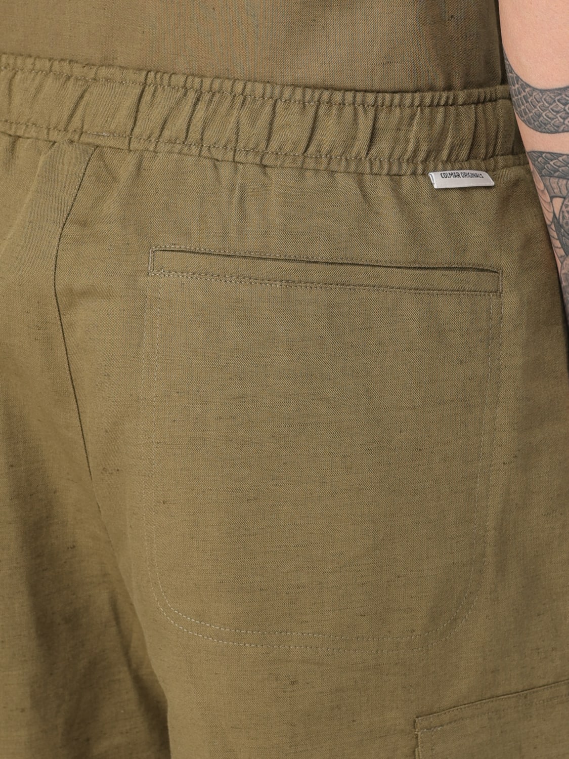 COLMAR 短裤: 短裤 男士 Colmar, 军绿色 - Img 4