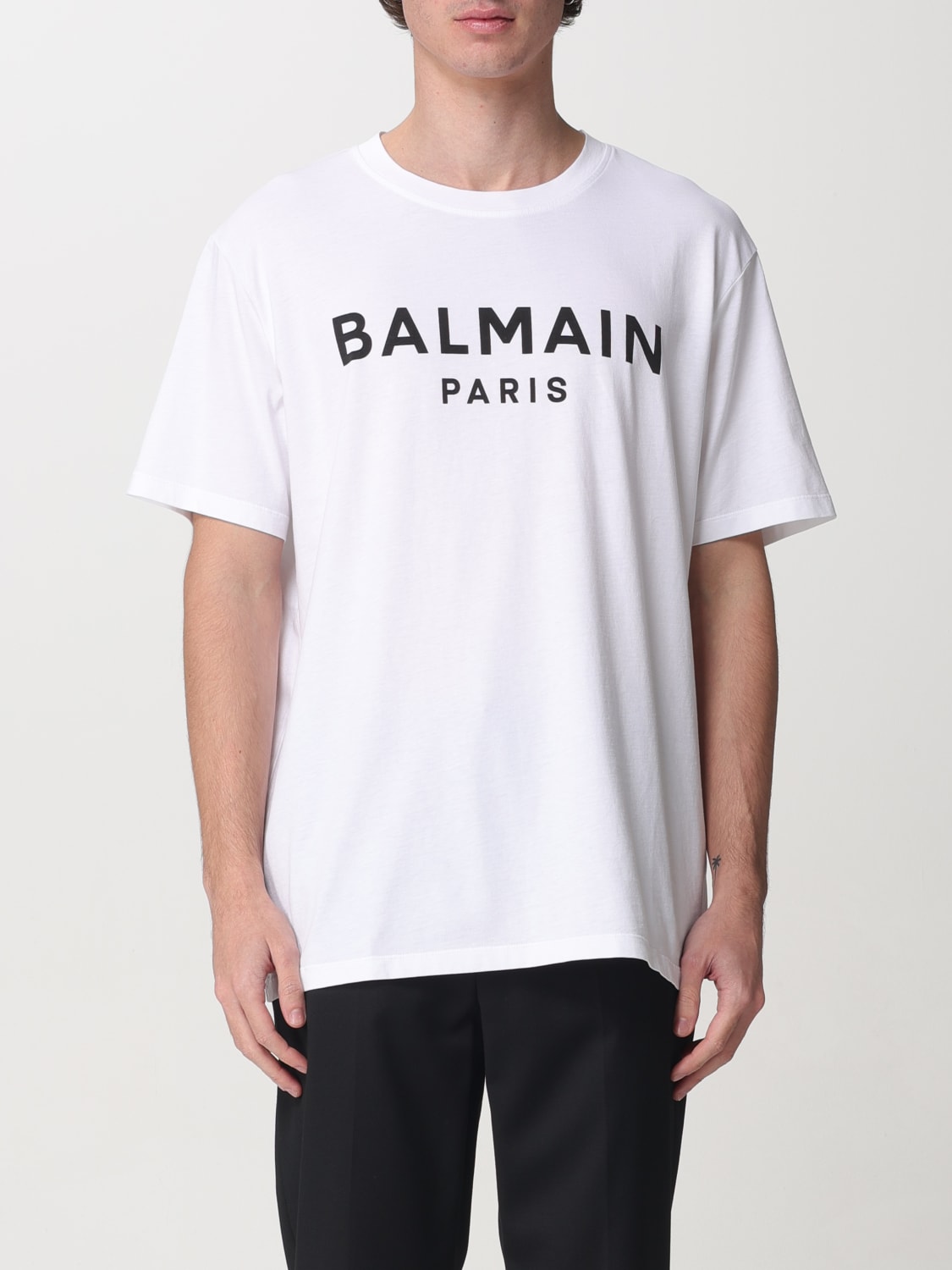 Tシャツ・カットソー BALMAIN SS25 Logo T-shirt (EH1EG010BB73 EAB) BALMAIN: T-shirt men - White | Balmain t-shirt EH1EG010BB73