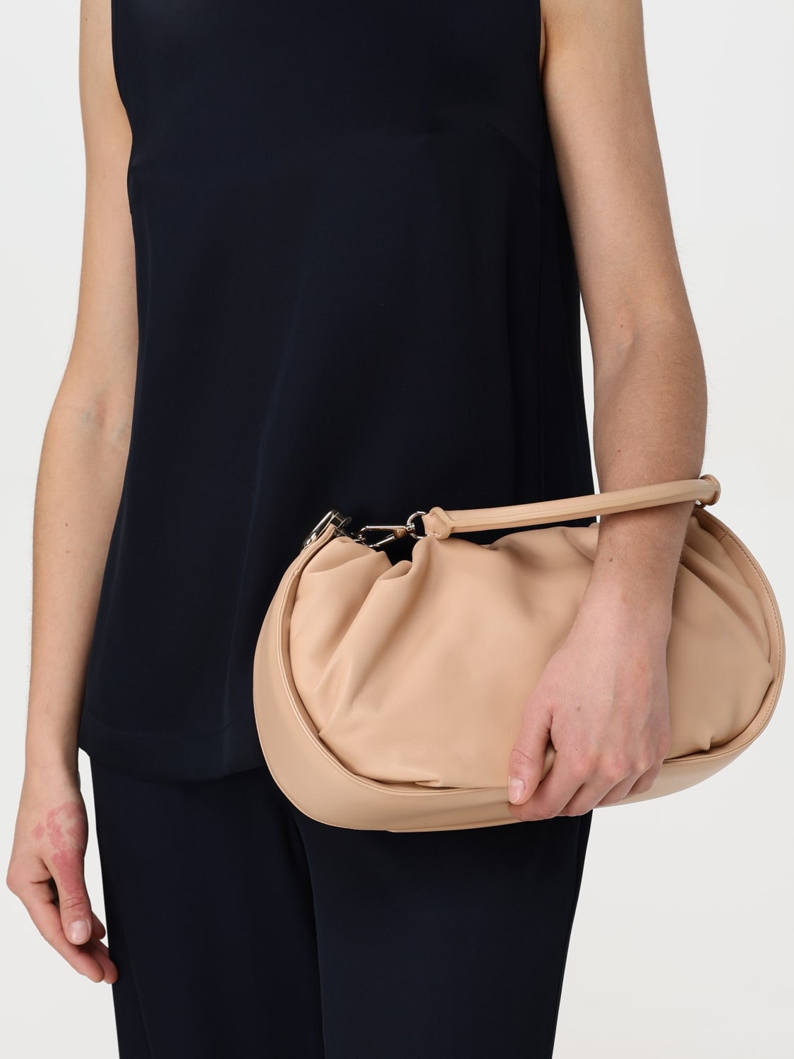 ROGER VIVIER HANDBAG: Roger Vivier women's handbag, Beige - Img 2