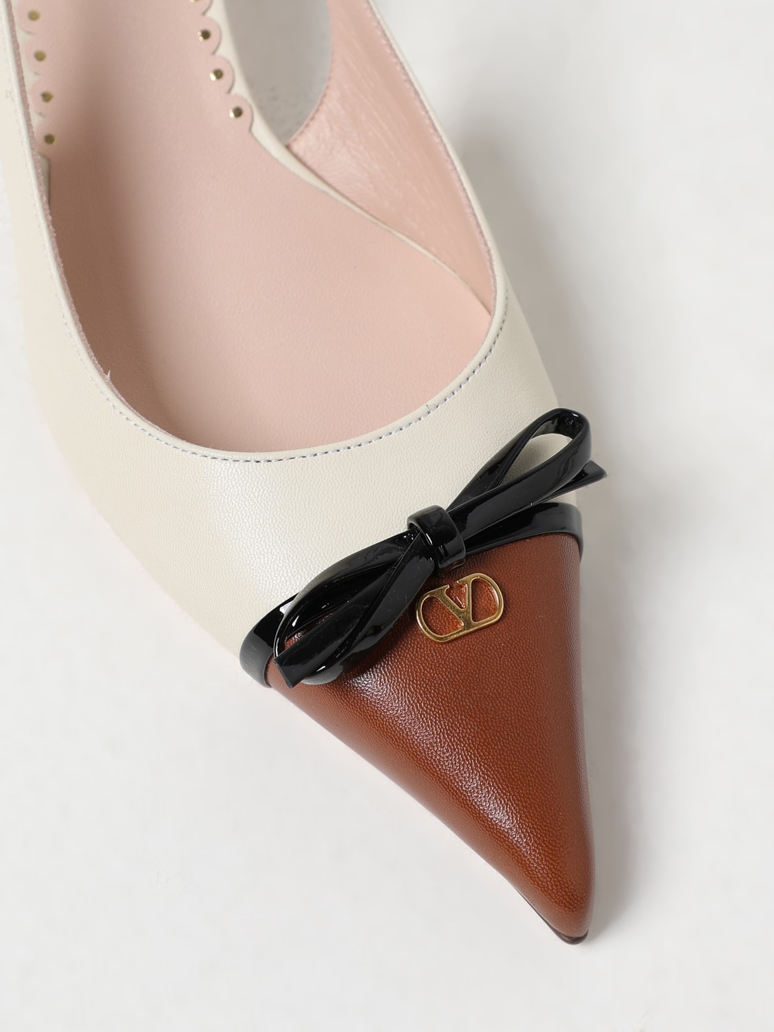 シューズ・サンダルその他 VALENTINO GARAVANI Woman High heel shoes Grey 6W2S0LL3YEA Valentino Garavani Rockstud Grey Leather Heels Shoes Sandals