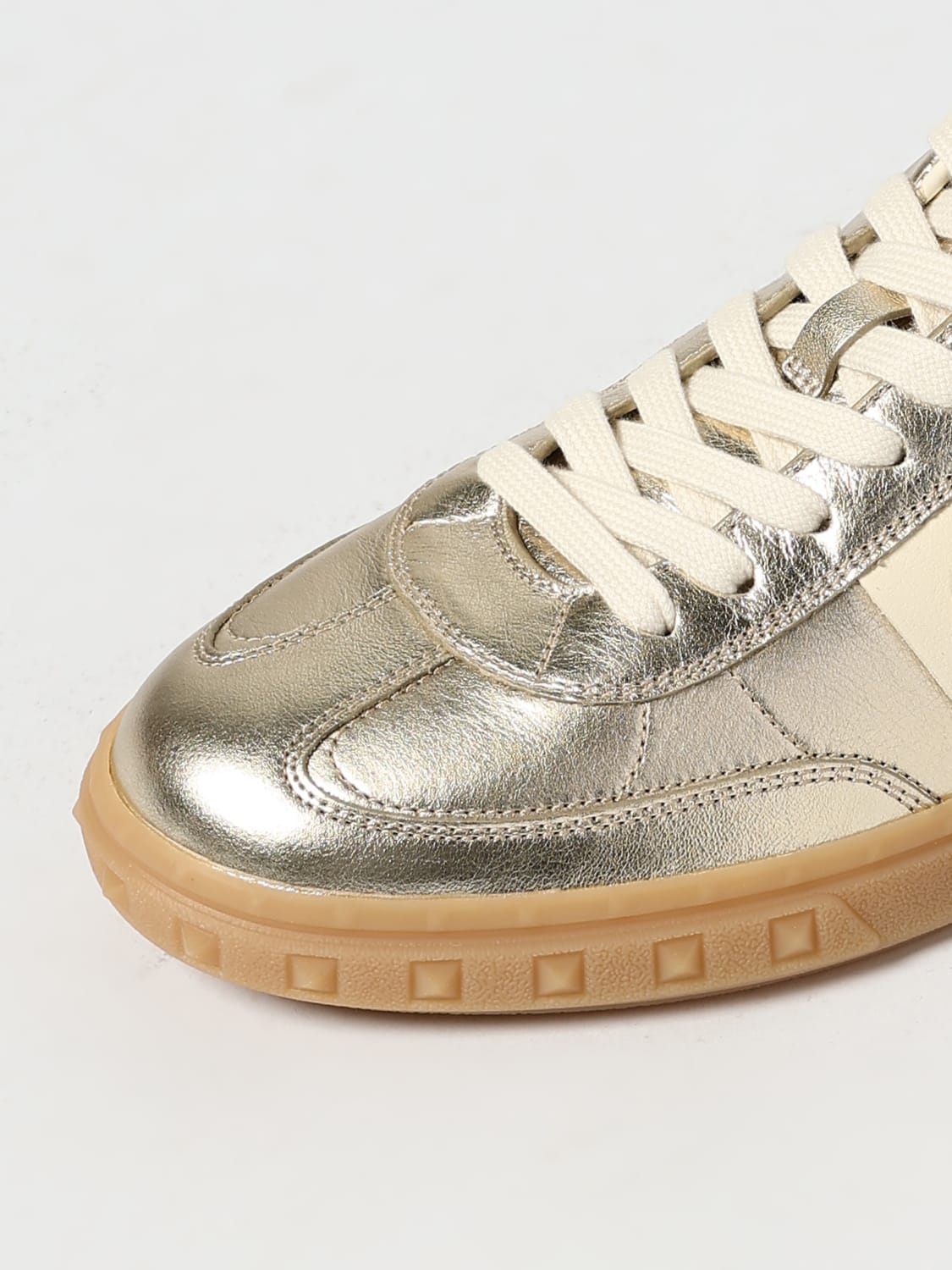 スニーカー VALENTINO GARAVANI Woman Sneakers Gold 6W2S0IL9HEJ Y3Q VALENTINO GARAVANI: Sneakers woman - Gold | Valentino