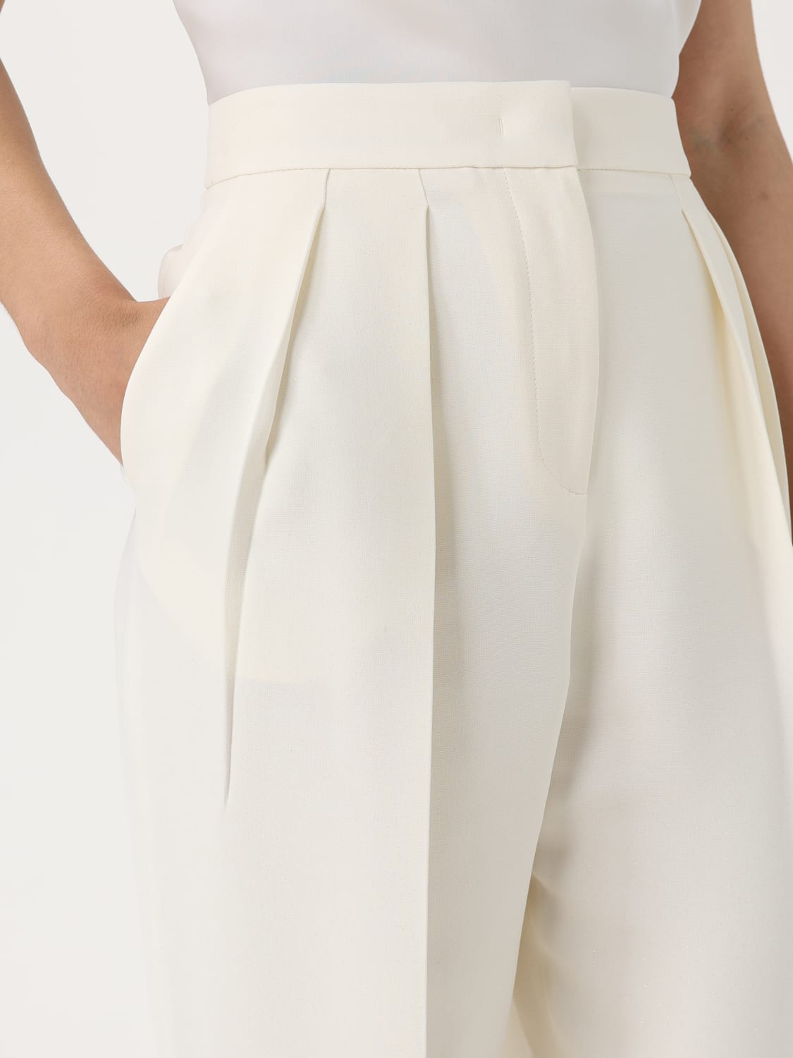 パンツ GIORGIO ARMANI Woman Pants Natural GW000641TE14756 U0006 GIORGIO ARMANI:パンツ レディース - ナチュラル | GIGLIO.COM