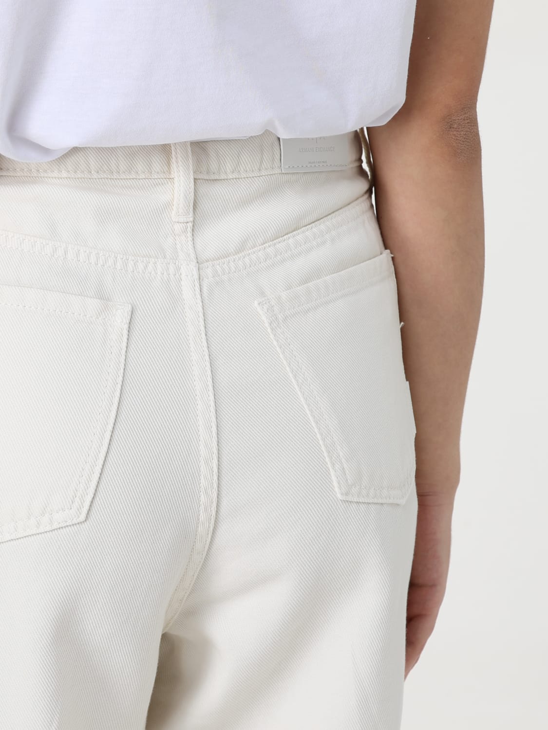 デニム・ジーパン ARMANI EXCHANGE Woman Jeans Yellow Cream XW000100AF12858 ARMANI EXCHANGE: Pants woman - Yellow Cream | Armani