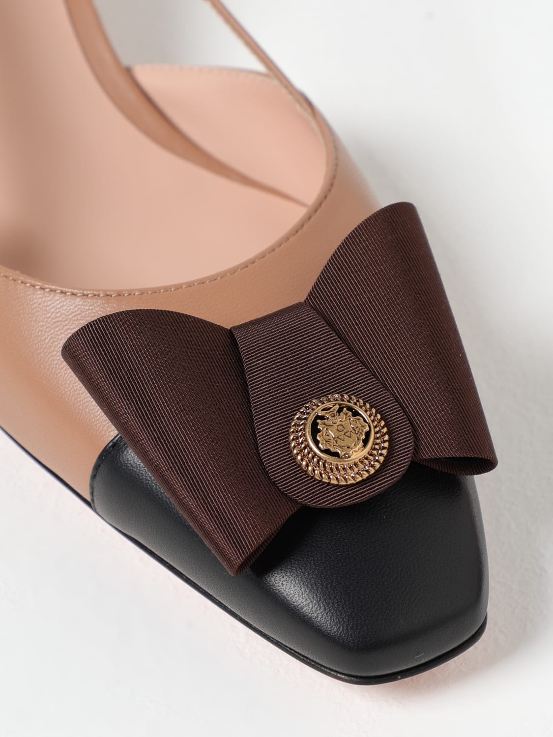 シューズ・サンダルその他 BALLY Woman Pumps Beige WP351JNA040 I3V2 BALLY: Pumps woman - Beige | Bally pumps WP351JNA040 online