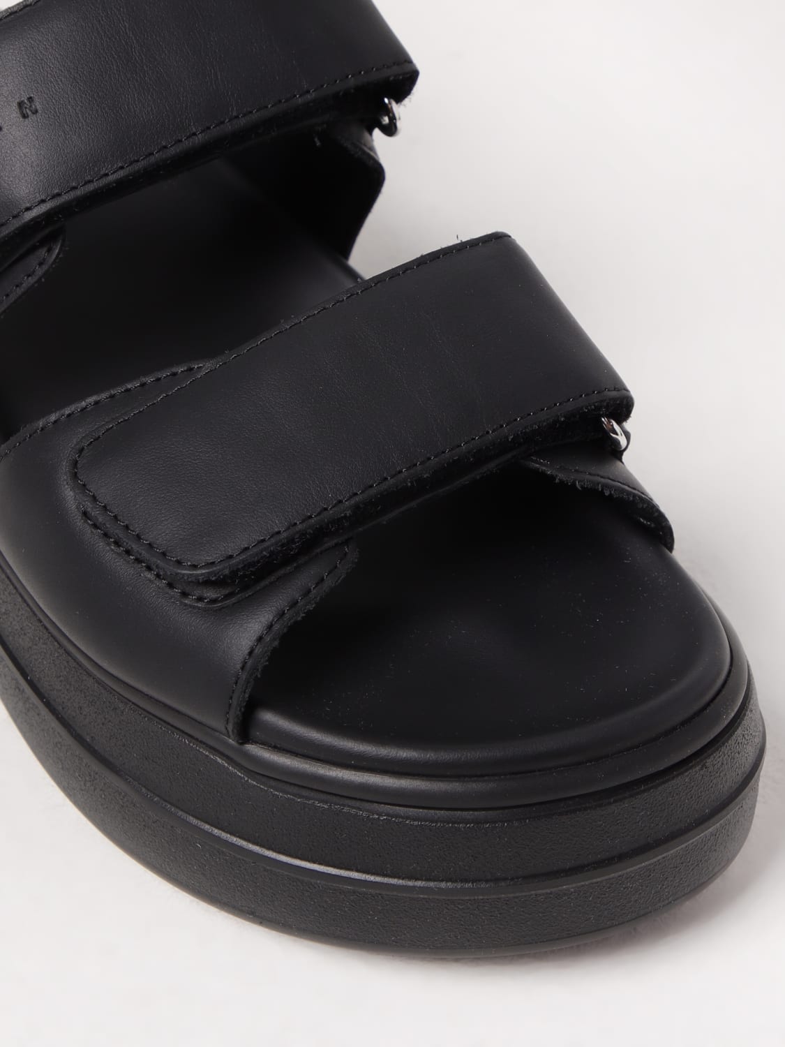 シューズ・サンダルその他 HOGAN Woman Flat sandals Black HXW6800FR700ZL B999 HOGAN: Shoes woman - Black | Hogan flat sandals